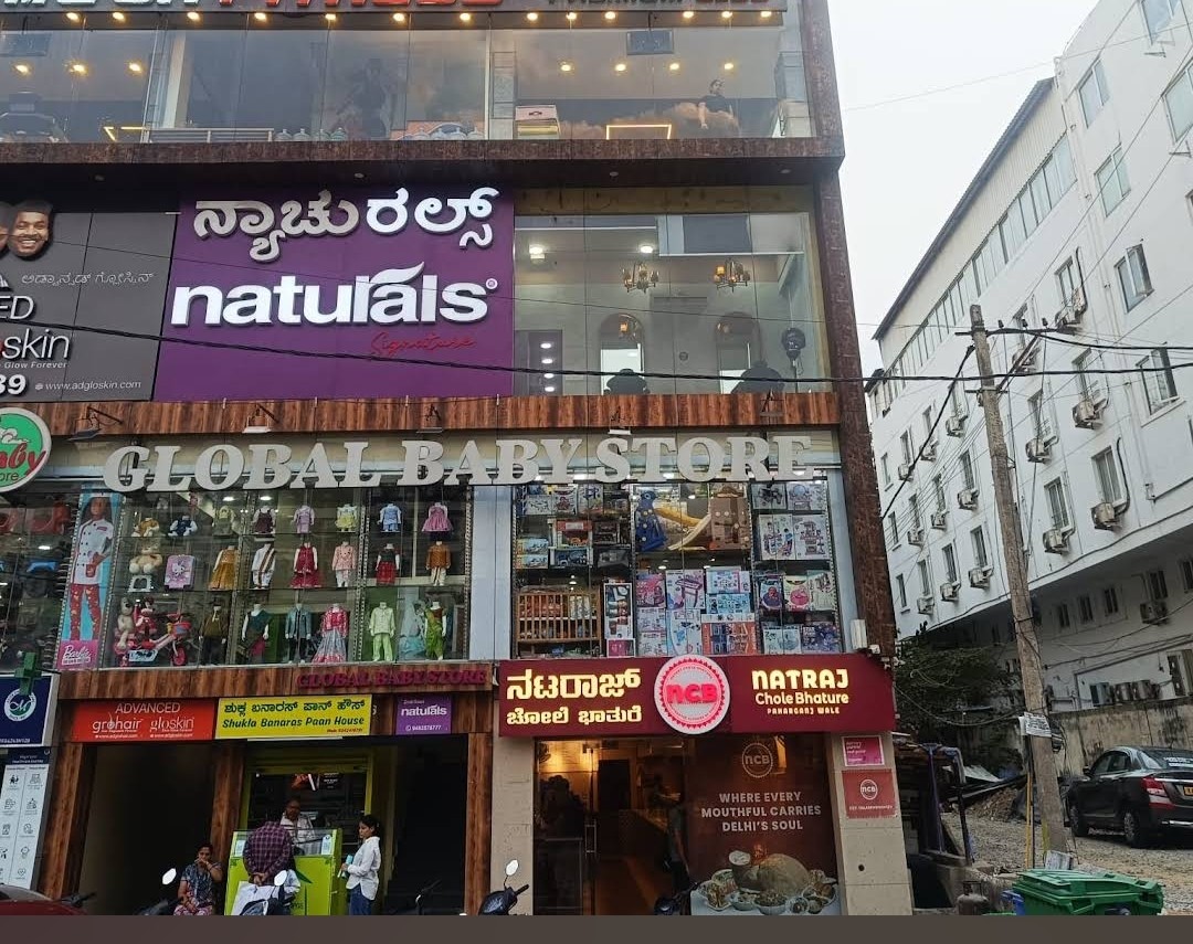 NATURALS salon