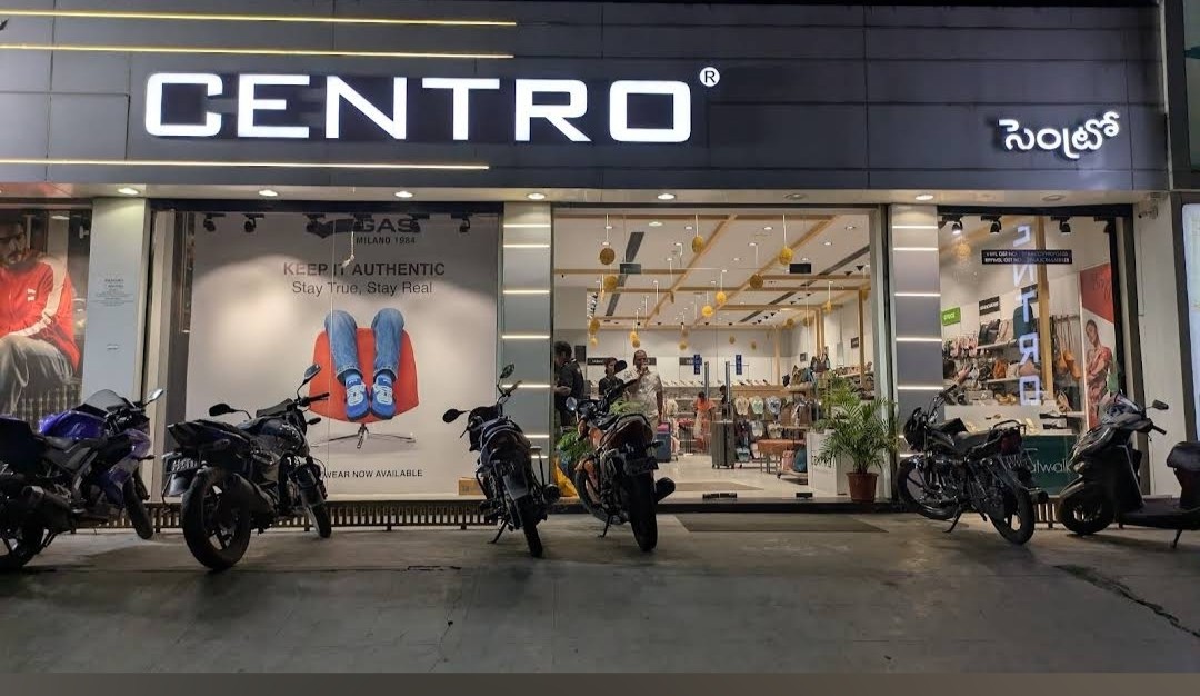 CENTRO(Chappals & Shoes)